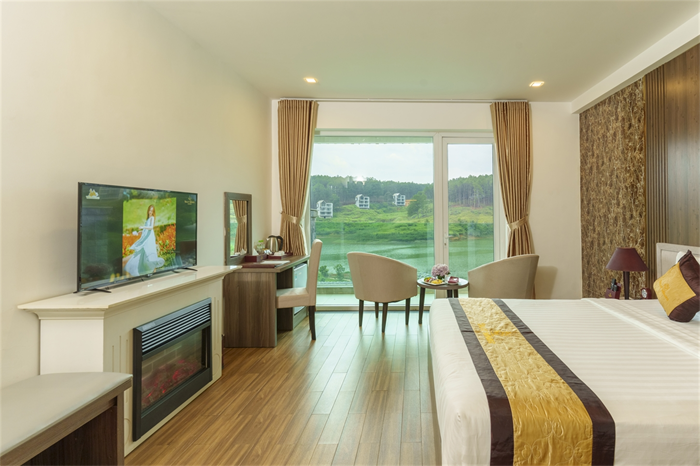 Villa 06 Phòng Ngủ Hướng Hồ